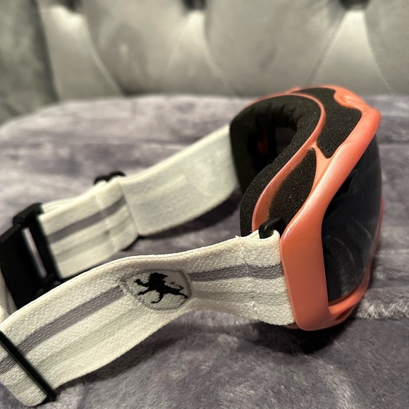 Pink Snow/ ski  goggles - Picture 3 of 5